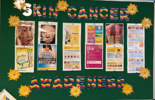 LeedsHospitals's tweet photo. It is Skin Cancer Awareness week this week, and our board at Dermatology Department is up and ready.
If you notice a change in your skin, make sure you contact your GP to get this checked out. #ThisIsSkinCancer #SharetheFacts #SkinCheckChallenge https://t.co/MjVcrsmQms