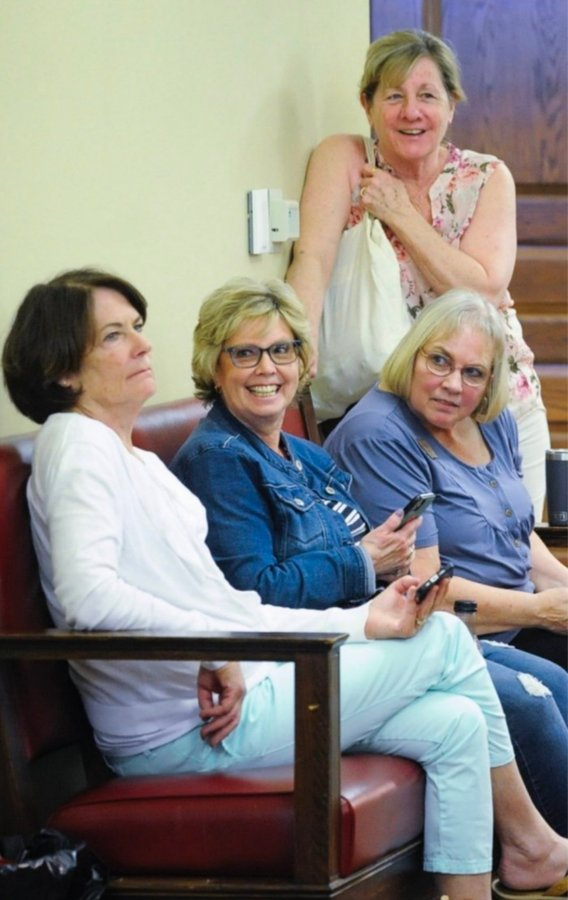 Andie00471's tweet photo. MT Speaker @RepMattRegier - word on the street is that the ugly brunette in the blue knickers blocking Rep Zoey Zephyr from sitting down to do her job is your mommy? Is this what you meant in your statement on 4/25/23 that the House will not be bullied...by bullying Rep. Zephyr? https://t.co/By0muJZqV2