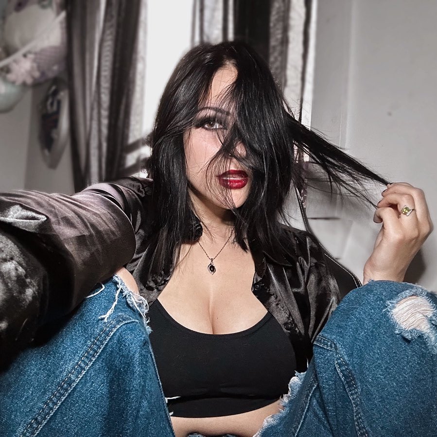 sarahlasheo's tweet photo. Tis me #nsfwtwt #MessyGirl https://t.co/3rcxNMBQfh