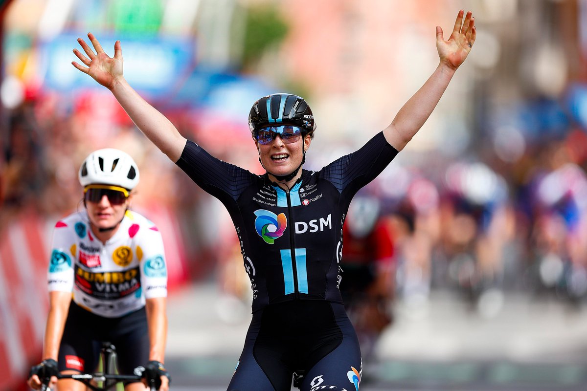 picnicpostnl's tweet photo. So proud to see our @DSM colours back at the top step at the first big stage race of the year!
#KeepChallenging #PerformanceThroughNutrition #LaVueltaFeminina https://t.co/2JReVfgcD6