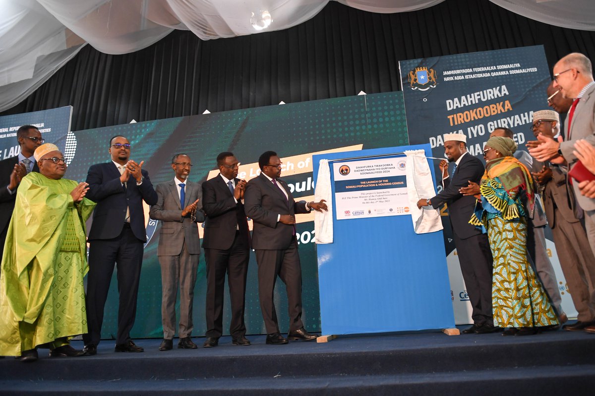 MoPIED_Somalia's tweet image. 1/2 Today, @NBS_Somalia launched the historical Somalia Population &amp;amp; Housing Census in Mogadishu, presided over by the Deputy Prime Minister, H.E. Salah Jama. Let's hope this census brings positive change to the country. #SomaliaCensus #PopulationCount #HistoricMoment