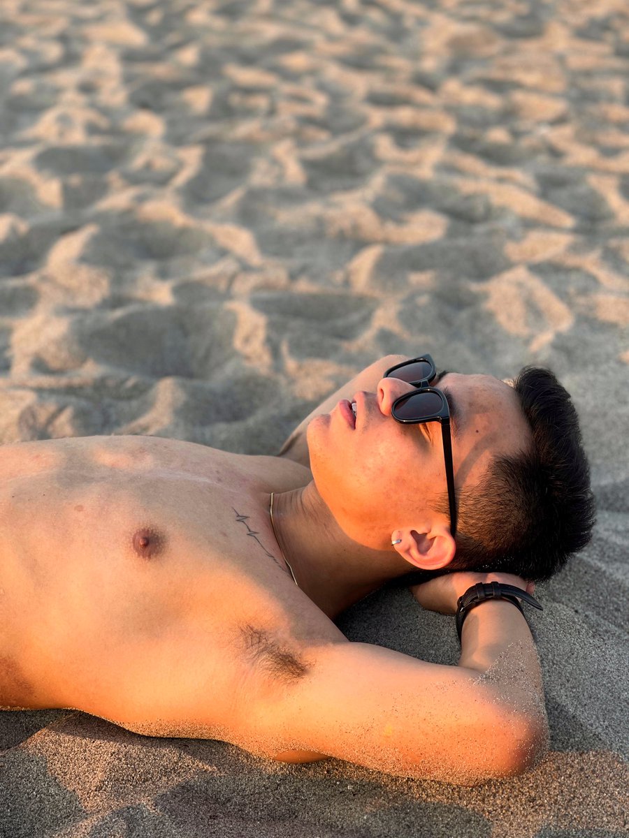 sleeping beauty by the beach - 

#Elyu #LaborUnion2023 #SanJuanLaUnion