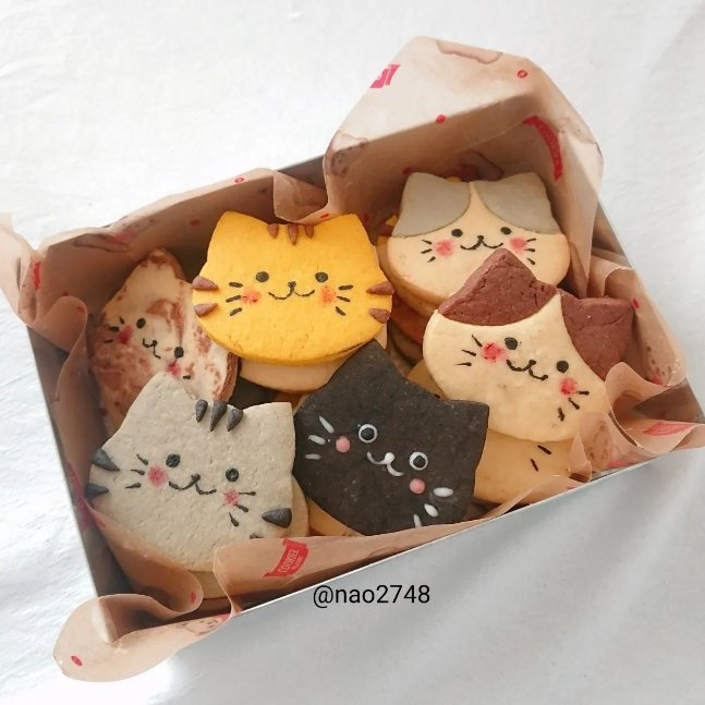 daily_dolce's tweet photo. Cat cookies by nao2748 https://t.co/G9Nwvb9jHt