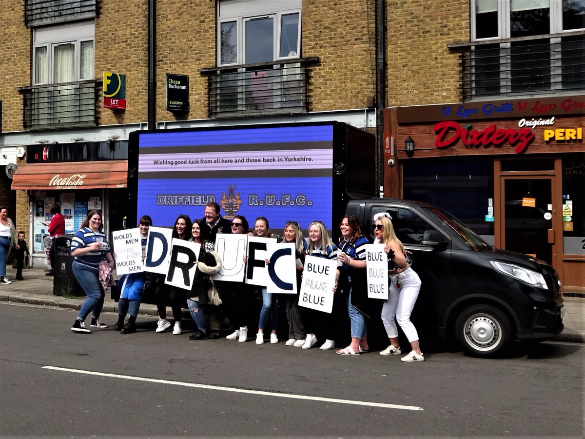 PromogroupUK's tweet image. Congratulations to Driffield R.U.F.C. for their @PapaJohnsTrophy win at @Twickenhamstad . #DOOH #OOH #adnetzero #ElectricVehicles #electricadvan