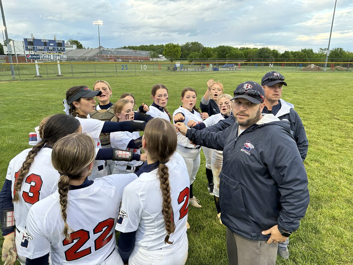💙🚨 GAME DAY 🚨💙

🆚  Fauquier 
⏰  6:00PM
📍  Fauquier Softball Field 

🇺🇸🦅🥎 Go Eagles!!