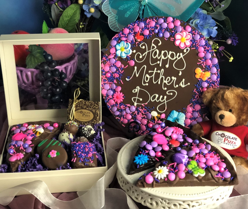 Don't forget #mom. #MothersDay is a week from Sunday so it's time to order her some handcrafted, gourmet #chocolate. Sweeten her day. She deserves it. #mothersdaygifts #FAMILY #HappyMothersDay