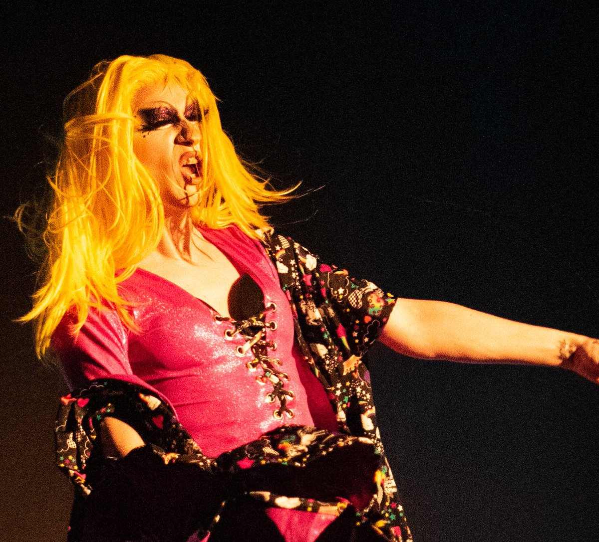 pottymouthmaker's tweet photo. Drag is not a crime. Photographing Drag performers is my literal career. Alabama wants to make this a crime with #hb401 https://t.co/kPjEgid4zS