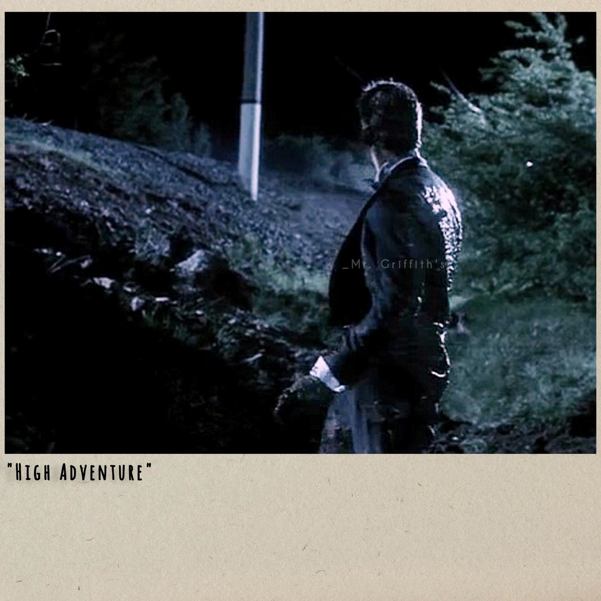 MrGriffithss's tweet photo. "Can you please help me find my shoe?"
~nothing...he just fell off a train in the middle of the night.

#ThomasIanGriffith as Chris Quartermain in High Adventure~2001 

#ChrisQuartermain #HighAdventure #Throwback #2000s #vintage #movies #Hollywood #adventure #tuxedo #gotruined https://t.co/jwkVqzxj4b