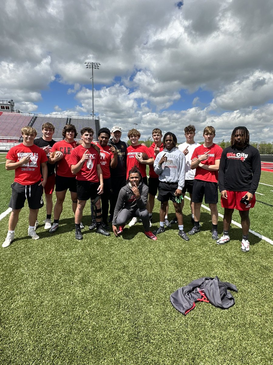 A great weekend spent with one of the best offensive minds in football, <a href="/coachtf_365/">Coach Tony Franklin</a>. Coach thank you for coming and much respect for you! Can’t wait to get you back up to Winchester. 

#WeNotMe