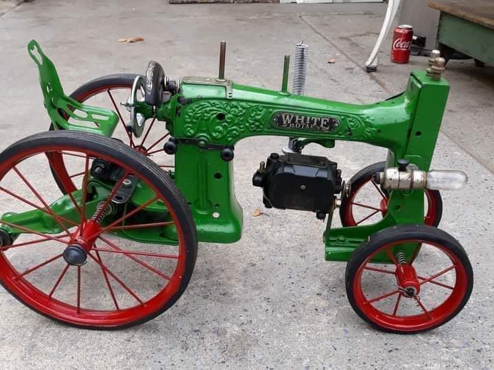 Ye wali silai machine chahiye ...
Imran Khan ki behn ki hey ...
i#آئین_بچاؤ_ملک_بچاؤ