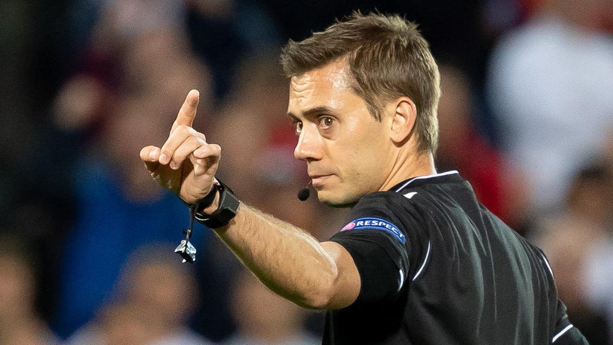 ActuO_M's tweet photo. 🔹Clément Turpin sera l'arbitre de la rencontre entre Lens et l'OM ce samedi !  #RCLOM #TeamOM https://t.co/dL5TnscWFW