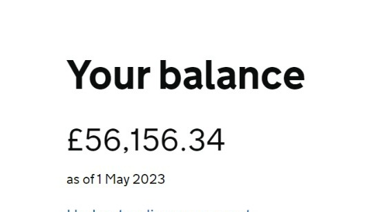 chllse_k's tweet photo. I borrowed £46k and graduated in 2018. Seems normal . https://t.co/8FCoItLJsN