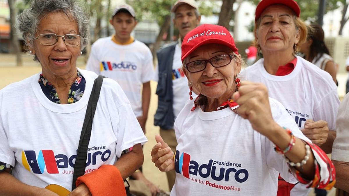 SomosRMNoticias's tweet image. #EsNoticia 🗞️ Jubilados de la APN cobrarán equivalente en Bs a 49 USD radiomiraflores.net.ve/jubilados-2023/

#TrabajadoresConMaduro #2May