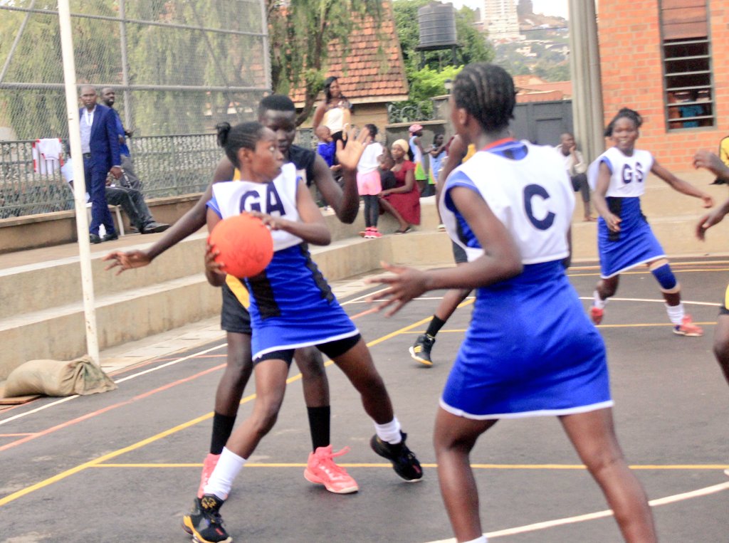 NetballUpdates1's tweet photo. #TuesdayAction | #DivisionTwo | #FiveGames | #Kamwokya
UGISA 46-38 Canaan
DIT 32-42 Dynamite Netball Club
Bugema University 00-60 Chaya NC
UGISA Netball Club 58-36 Chaya NC
Canaan Netball Club 31-34 Alisha Netball Club
#UNF250
@PlasconUganda @GOtvUganda @thecreedsport https://t.co/M0vVdjevtx