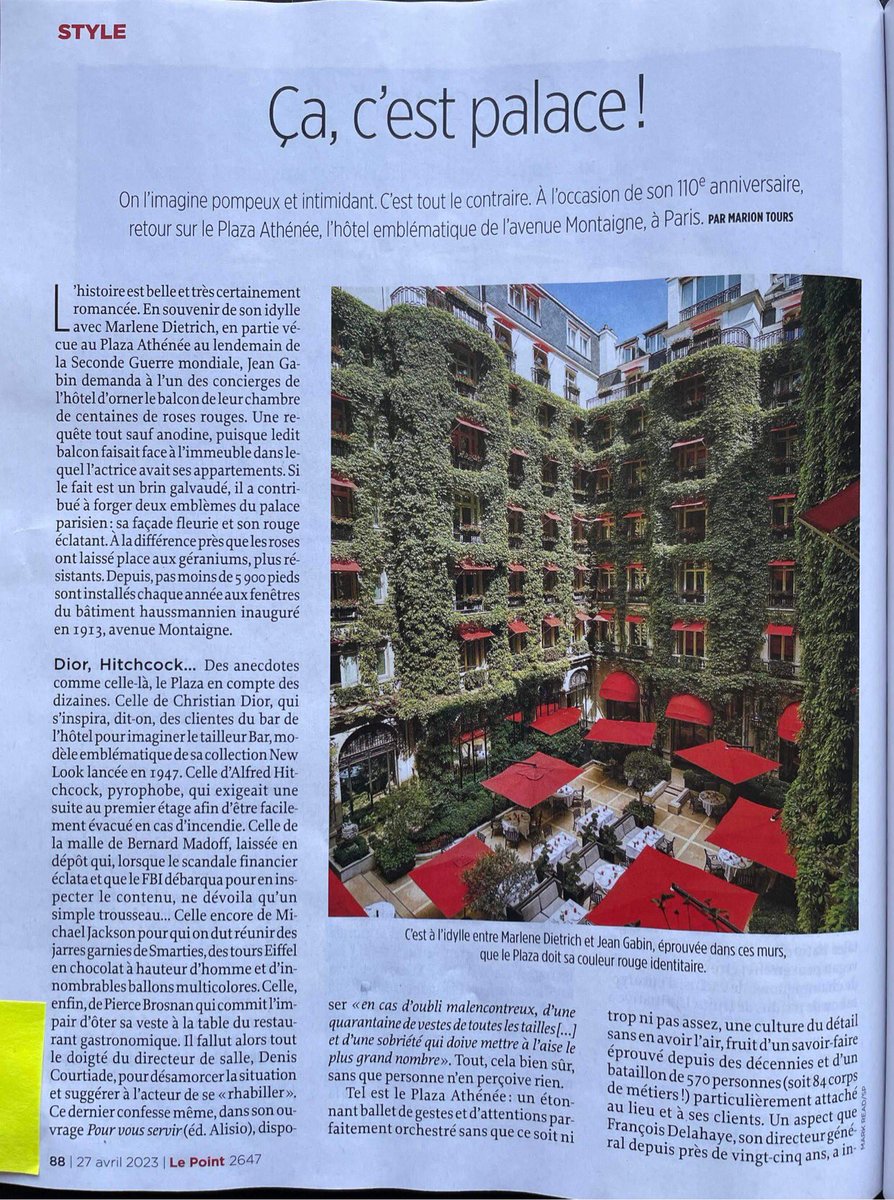 DenisCourtiade1's tweet photo. C est arrivé un jour face à James … James Bond ! #palace @plaza_athenee @dorchestercollection @007 @piercebrosnanofficial @jamesbond_007_fanpage #veste #restaurants #dresscode #dresscodeworld @lepointstyle #journal #reportage https://t.co/XfYdkVPwlr
