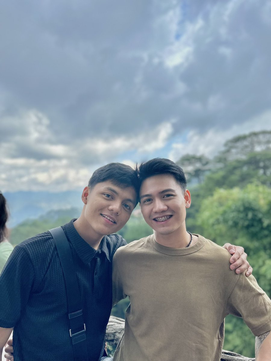 marcomako_14's tweet photo. Anywhere with you!✨☘️ https://t.co/o6tKVRQaWH