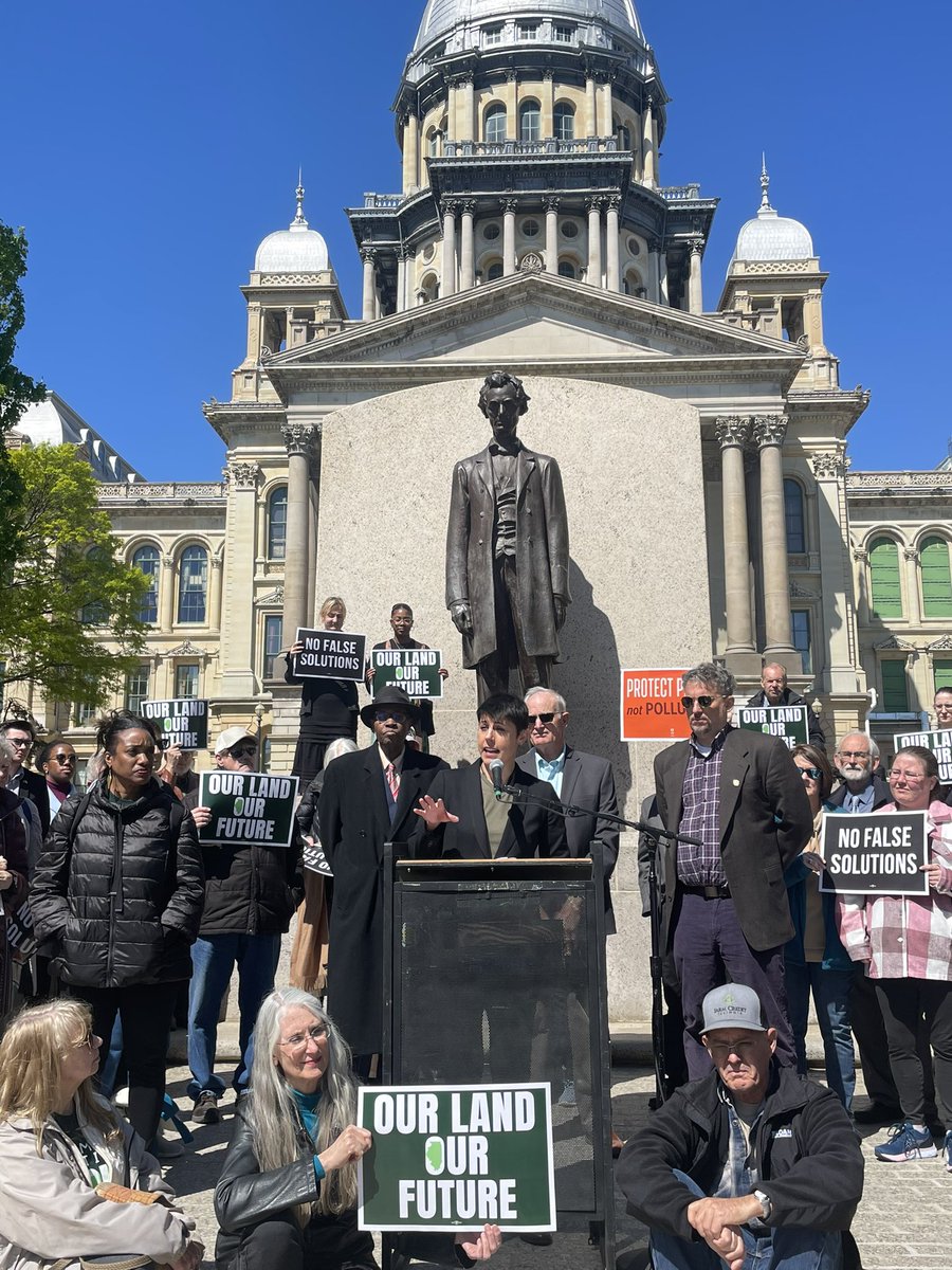 “The only carbon capture bill that was designed specifically to protect Illinois interests, landowners, and our environment is HB3119 and SB2421.” -<a href="/cnannicelli/">Christine Nannicelli</a> #twill