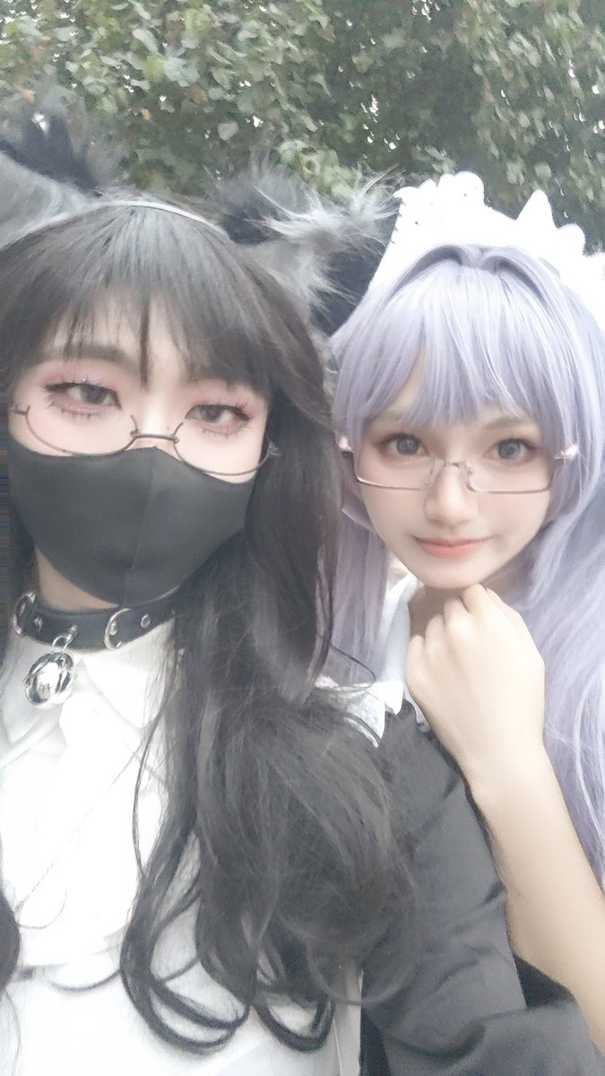 一些一起合照的妹子~~~ https://t.co/ekg5XYm5HC