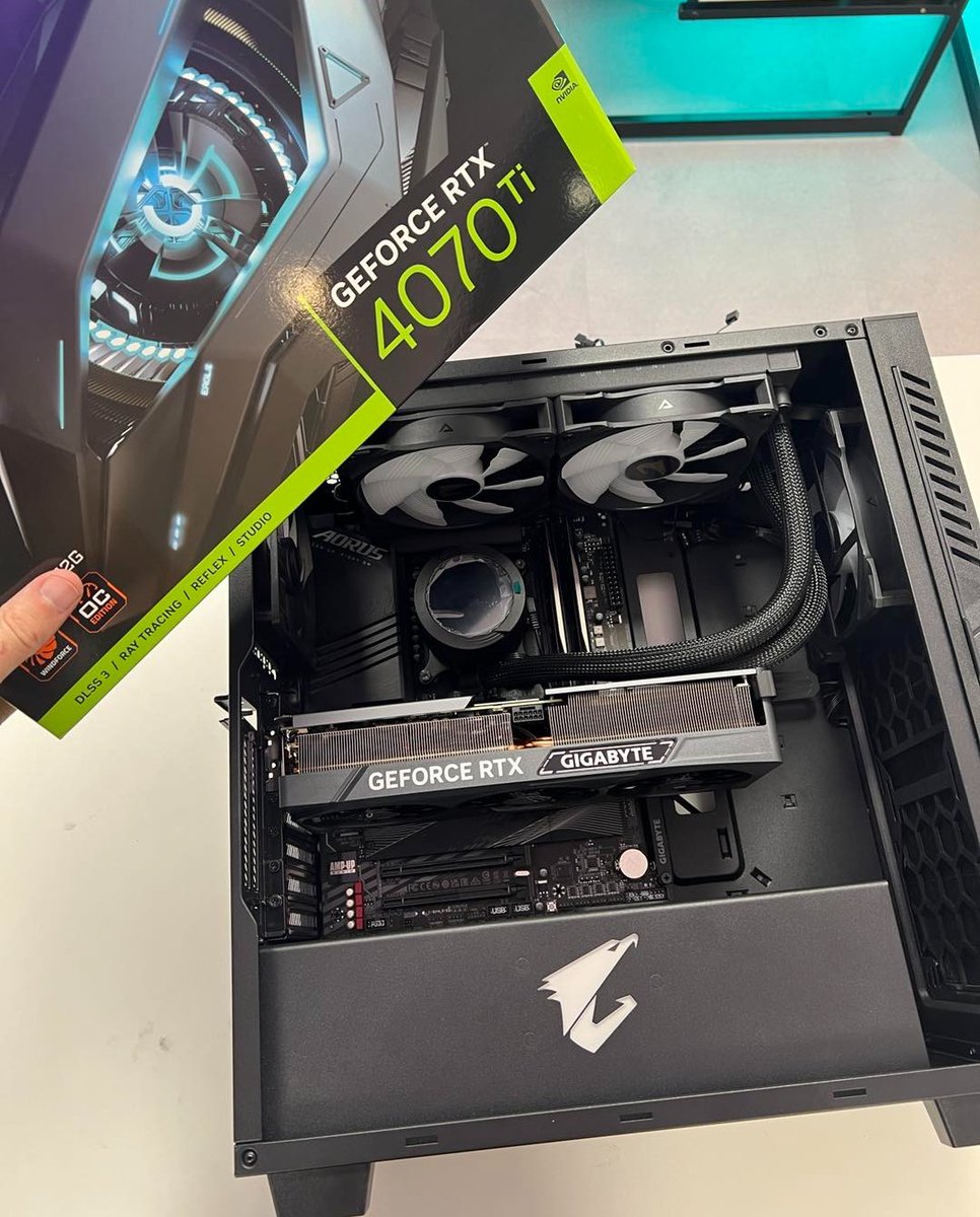 AORUS France tweet media