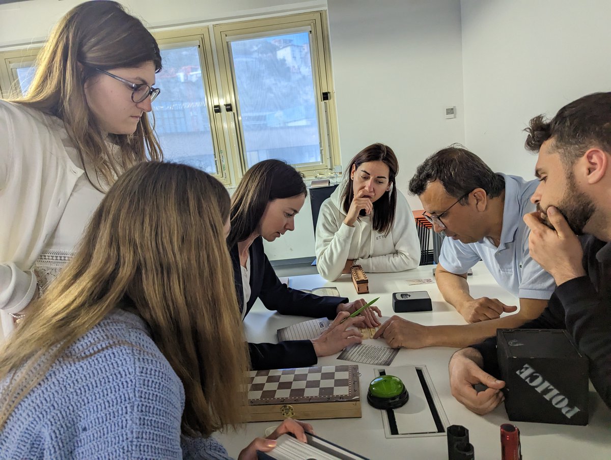 MonacoTech_MC's tweet photo. Un meurtre mystérieux à résoudre dans nos locaux ! 

Merci à #IrisDev pour cet escape game unique en son genre. 

Nos startuppers ont joué les détectives et ont dû s'unir pour atteindre leur objectif. 

#MonacoTech #teambuilding #escapegame" https://t.co/9Hwm2HvmWY