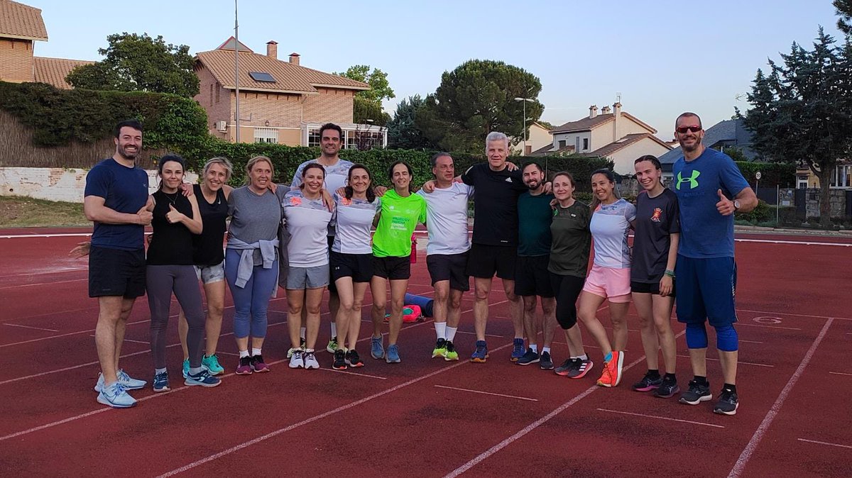 AlfredoGPlata's tweet photo. Desporte, ocio,… #torreactiva
Gran grupo y gran mentor, gracias Toni&team TT
Te, te, te,.. 🎼🎼 ;) https://t.co/4yDPzEhCIT