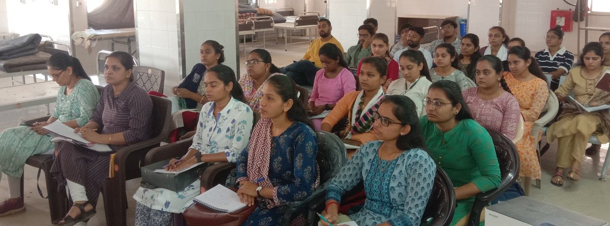 THORAJULA's tweet photo. CHO Review Meeting Cum Training Conducted By @DrRadhaKrishan7 
>> Topic Discuss For The Benefits to Peoples
√ NQAS HWC
√ Teleconsultation
√ ABHA Card
√ NCD Screening

@GujHFWDept @mdnhmgujarat @AyushmanHWCs @AmreliHealth  @CollectorAmr @ddoamreli @ArunKumar23302 @SdmRajula https://t.co/ZkbOKAQOF4