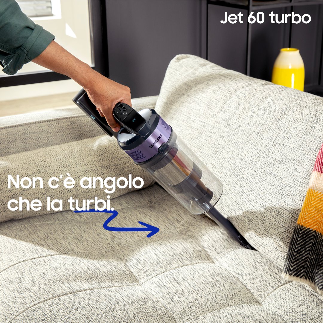 SamsungItalia's tweet photo. Con la lancia allungabile di Samsung Jet™ 60 turbo puoi catturare anche il più piccolo granello di polvere, perché raggiunge quei punti dove nessuno è mai arrivato prima. https://t.co/6ZQnKQvnsX E con gli altri accessori inclusi, pulisci ogni superficie. #SamsungJet #Jet60 https://t.co/5bWelLUwRn