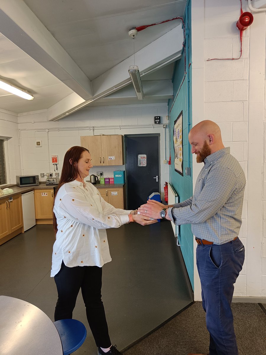 JimButterwood's tweet photo. What a cracking day at @springwellLC with a cracking bunch of people looking at RRBs, Sensory and Play Regulation with @BridgetR0dgers and @ashley2182. Great to be back!

@PosRegard @WellspringAT
#WeMakeADifference https://t.co/KUg52kmgP8