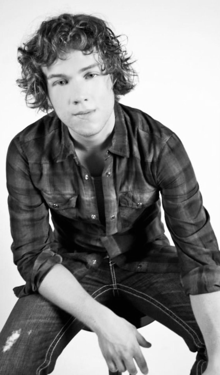 Nikki2U's tweet image. He would’ve been 31 years old today. His father’s family rejected him because he was gay &amp;amp; he is here no more. I have all this love with nowhere to go. To the parents of LGBTQ kids, don’t just love and accept them, fight for them. I will carry my rage always &amp;amp; cont the fight.