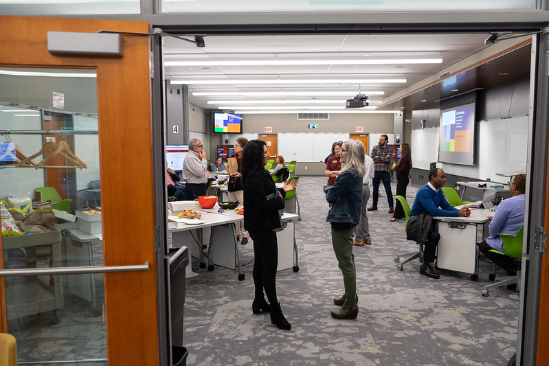 uofldelphi's tweet image. Thank you to everyone who joined us for the our open house and year-end recognition event! We enjoyed connecting and celebrating with our many instructors, faculty and staff partners! #UofL #DelphiCenter #TeachingAndLearning