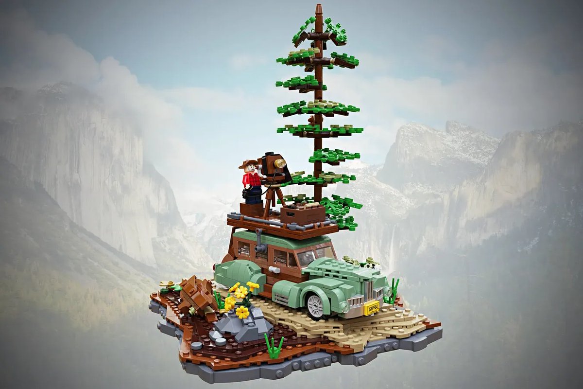 Using an antique camera, today's Staff Pick is The Landscape Photographer!

Built by LobsterThermidor on LEGO Ideas, the submission captures the activity well and leaves the rest up to your imagination 💭 

View the project in full here: ideas.lego.com/projects/69fab… #LEGOIdeas