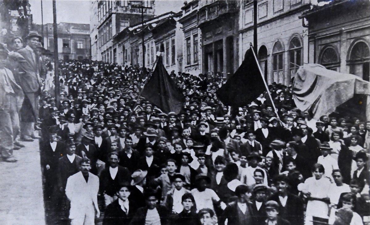 #OtD 2 May 1919, a 50,000-strong general strike of all different trades began in Sao Paulo, Brazil. Though police reacted with violence, the workers won an eight-hour day and wage increases of between 20-30% libcom.org/history/organi…