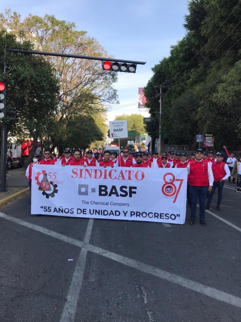 📢 En el Día Internacional del Trabajo, las y los compañeros de la Federación de Trabajadores de la <a href="/CTMPuebla/">CTM_FTPuebla</a>, marcharon encabezados por <a href="/leobardosoto/">Leobardo Soto</a>, para exigir mejores condiciones laborales y una vida digna para las y los habitantes poblanos.🗣️
👷 ¡Unidad y Trabajo!