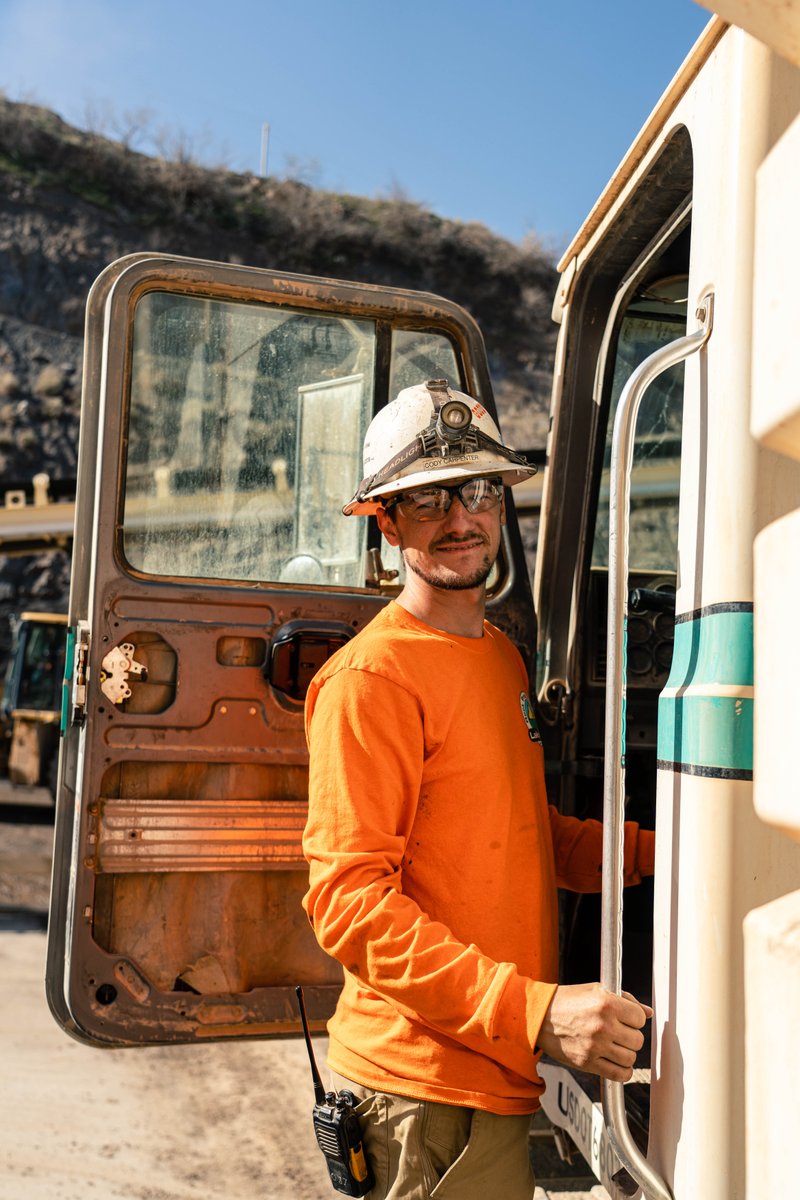 LakeviewrockUT's tweet photo. Cody Carpenter shares with us why he loves working at Lakeview. 
"Not confined to one machine or one thing. I get to do lots of different things. There’s a lot of opportunity for growth and advancement here at Lakeview. Lakeview rocks!"

#webuildutah  #careersinconstruction https://t.co/PKFr5a9lwI