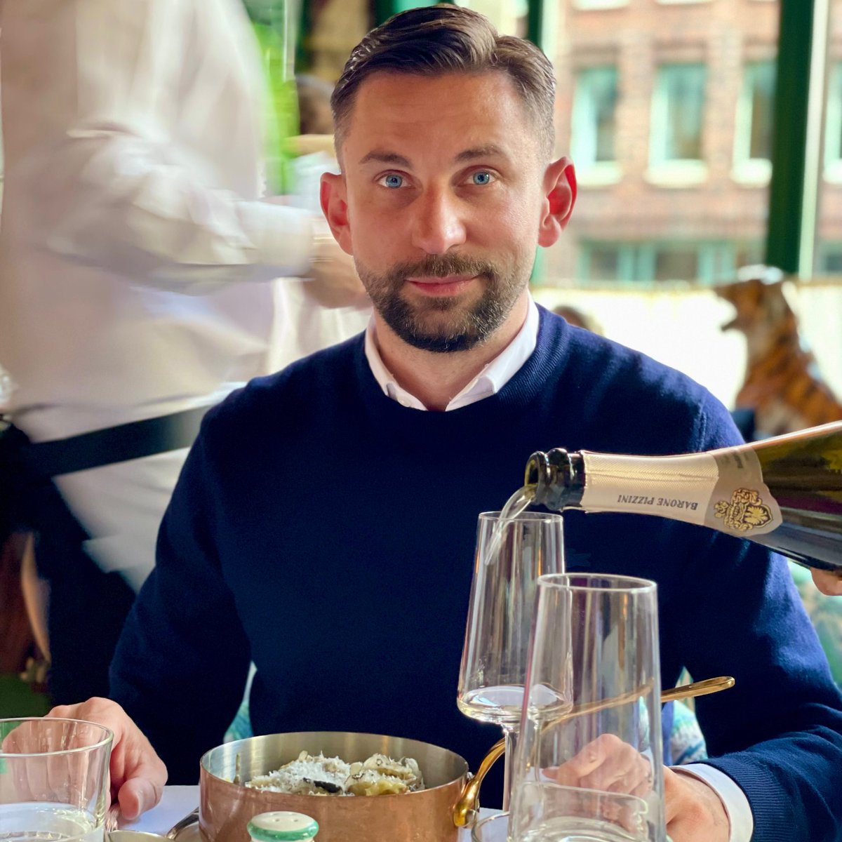 YuryMonaco's tweet photo. Had a great time checking out the newly opened Edmondo restaurant! The food was amazing and the atmosphere was cozy and welcoming. Highly recommend giving it a try if you're in Hamburg!
———
#edmondo #hamburg #restaurant #foodie #delicious #cozyvibes #bearded #blueeyes https://t.co/1nwdOFWrzA