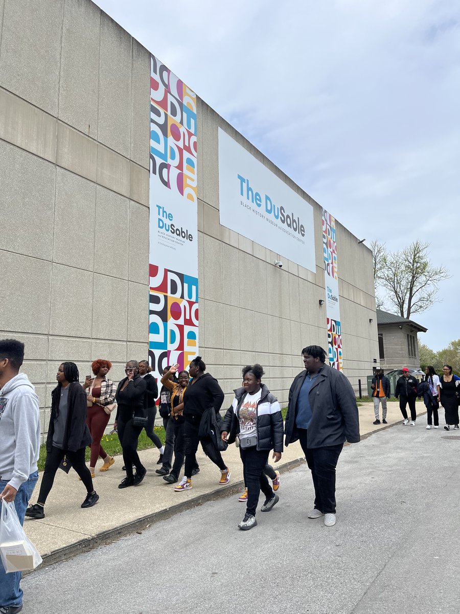 Last week, a group of #MHSGovs had the fantastic opportunity to visit the <a href="/DuSableMuseum/">DuSable Black History Museum and Education Center</a> Black History &amp; Education Center. They had a great time &amp; learned a lot! #schk12 #SupportAndInclusion