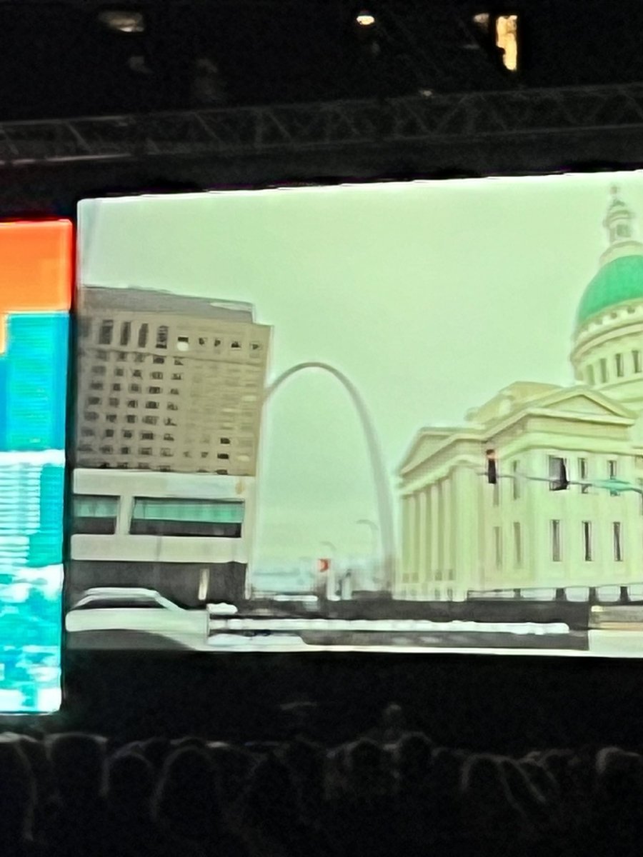 dannygladden's tweet photo. Great work happening in STL with @ChestnutHealth and @BiStateDev providing real time access to mental health and human services on the STL metro. A model for cities across the country. Featured at #natcon23. @saintlouismayor @JasonHallSTL https://t.co/LPnGIFWlfO