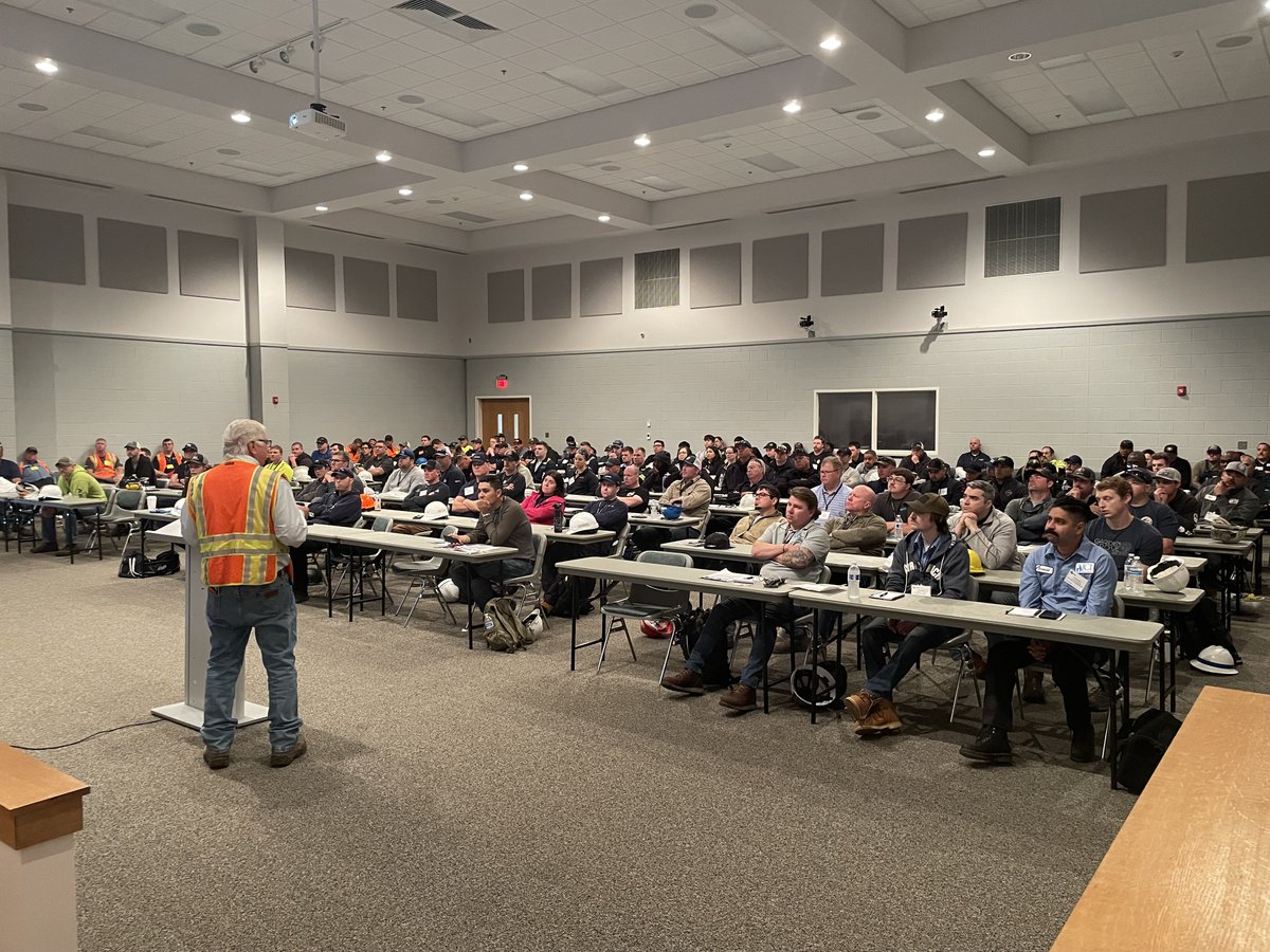TheChlorineINST's tweet photo. CI staff, instructors, and students, are on Day 2 of CHLOREP Team Training for 2023! Today students are wrapping up training on the Emergency A, B, and C Kits, as well as the Smoke House &amp; PPE Demo. https://t.co/sb4h876A3W