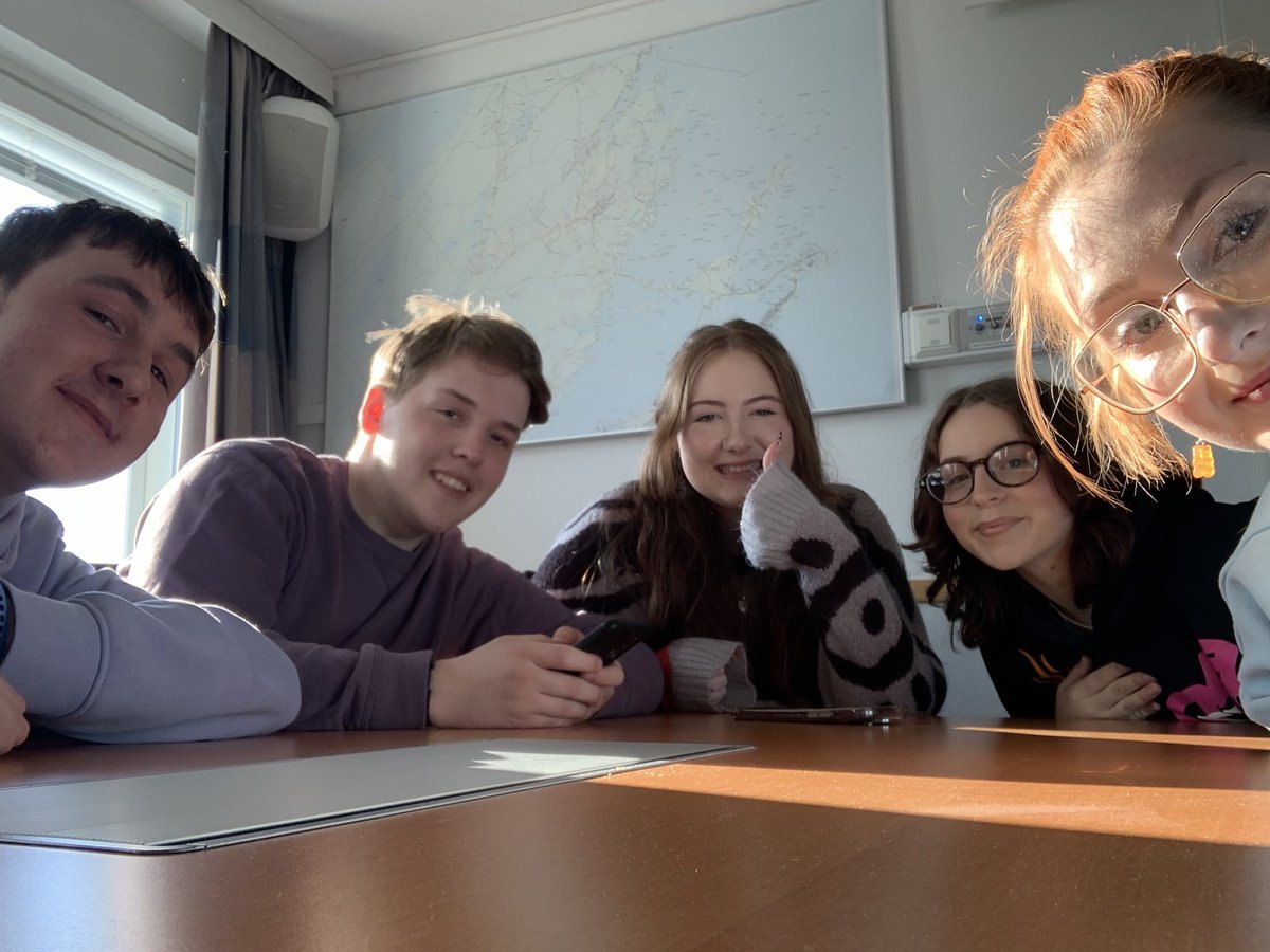 Some of the Finnish college students invited us to a farewell party during our last week here.

#gifhe #Erasmus23 <a href="/EUErasmusPlus/">Erasmus+</a>