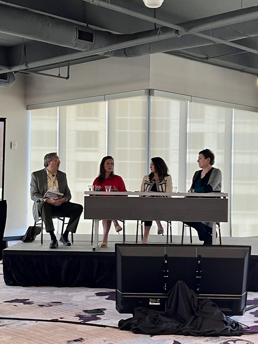 meritfinadvisor's tweet photo. Kay Lynn Mayhue, CFP®, AEP®, RFC®, President of Merit Financial Advisors, Evan Simonoff, Francine Miltenberger, and Meredith Schwarz at the @FAmagazine Invest in Women Conference today.
#InvestInWomen #IIW #FAMag #FinancialAdvisor #AtlantaGA #BreakoutSession https://t.co/95JuAwNPiN