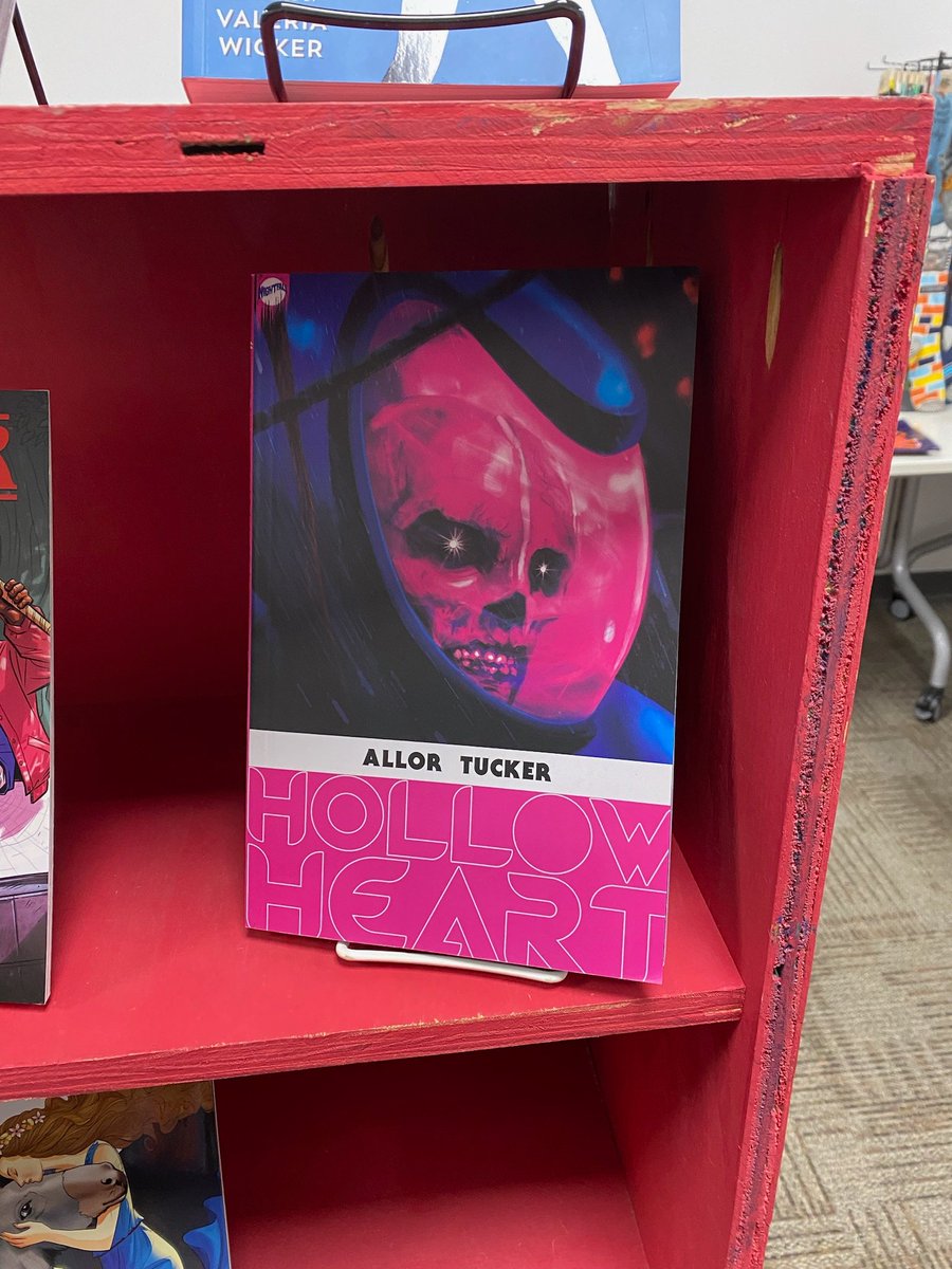 A teacher friend sent me this picture from her school's book sale!

Queer horror comics in schools, hell yeah.