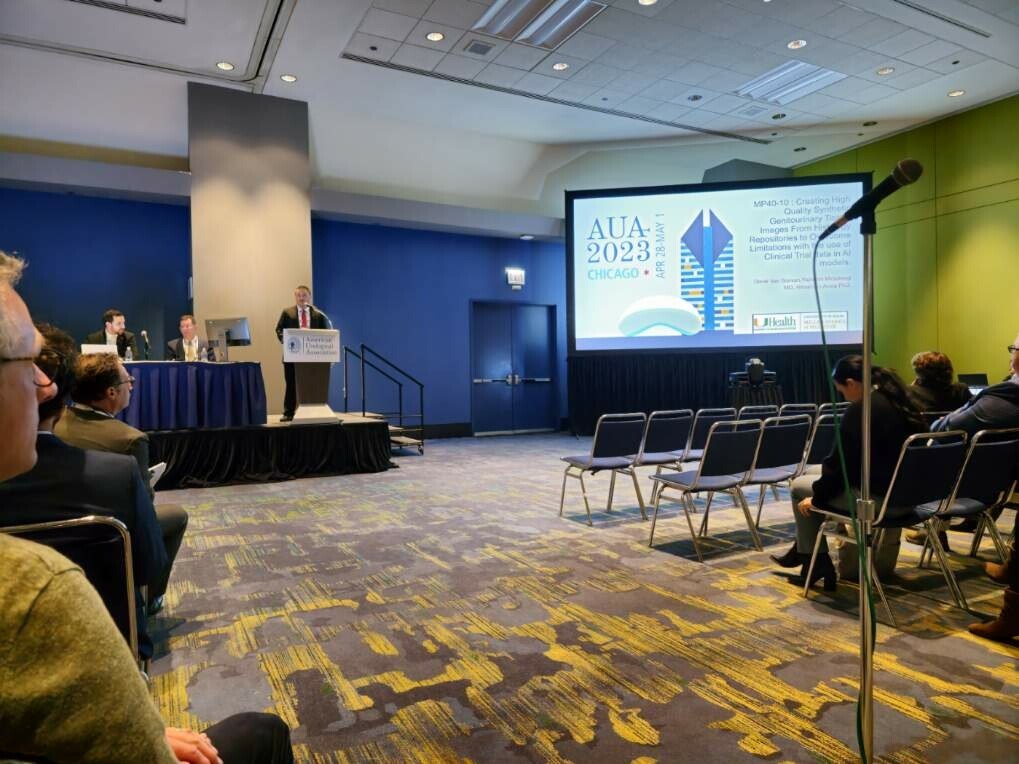 Derek Van Booven tweet media