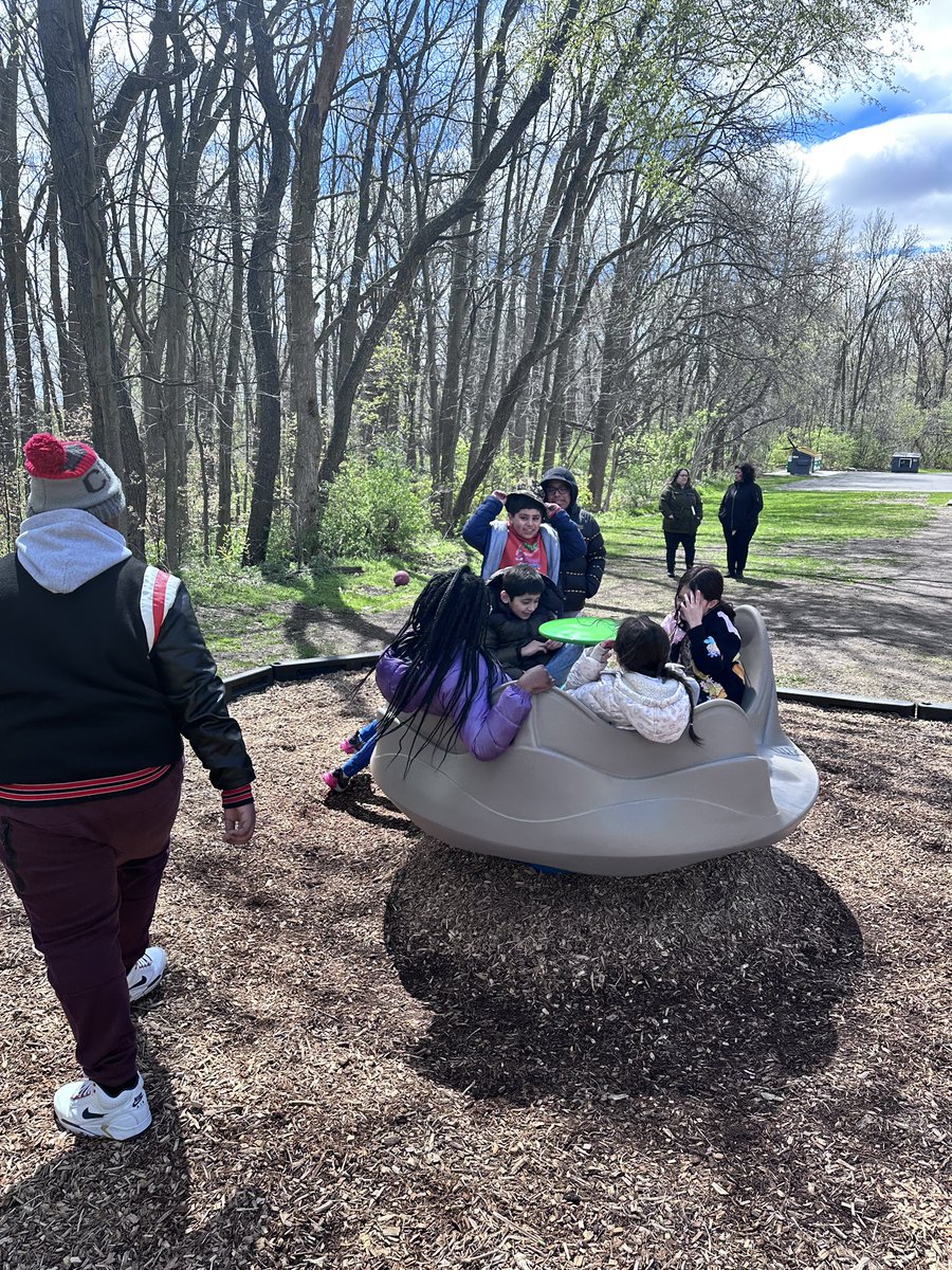 Mrs. Ballard tweet media