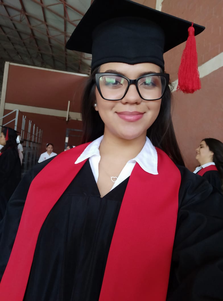 Con mucho orgullo MINED Managua felicitamos a nuestra Educadora Comunitaria Lucía Teresa Pérez Martínez quien finaliza sus estudios de la Licenciatura en Psicología y Neurociencias en la Universidad Emiliano Zapata, protagonista de la Beca México-MINED 2019. #Nicaragua