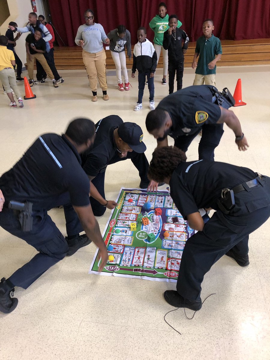 @Thompsonhisd @hisdpdcore @nationalpal @houstonpolice Skillastics games and activities was a hittttt!! I don’t know if the kids or officers had the most fun!! #GHPAL #stayingfit