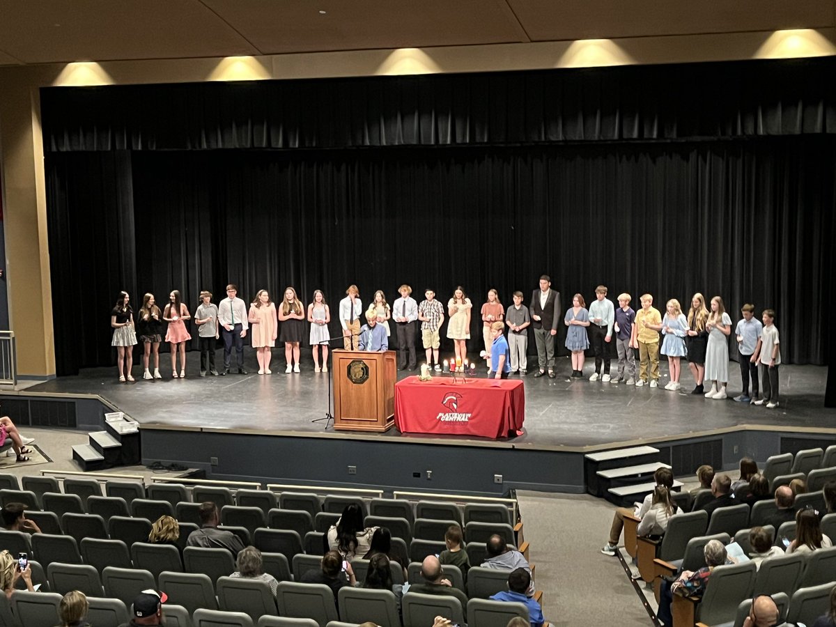 platteviewcent's tweet photo. Proud to induct 26 new members into the National Junior Honor Society last night. Thanks also to our 8th grade leaders for being such a terrific group! https://t.co/wNWs9OsGim