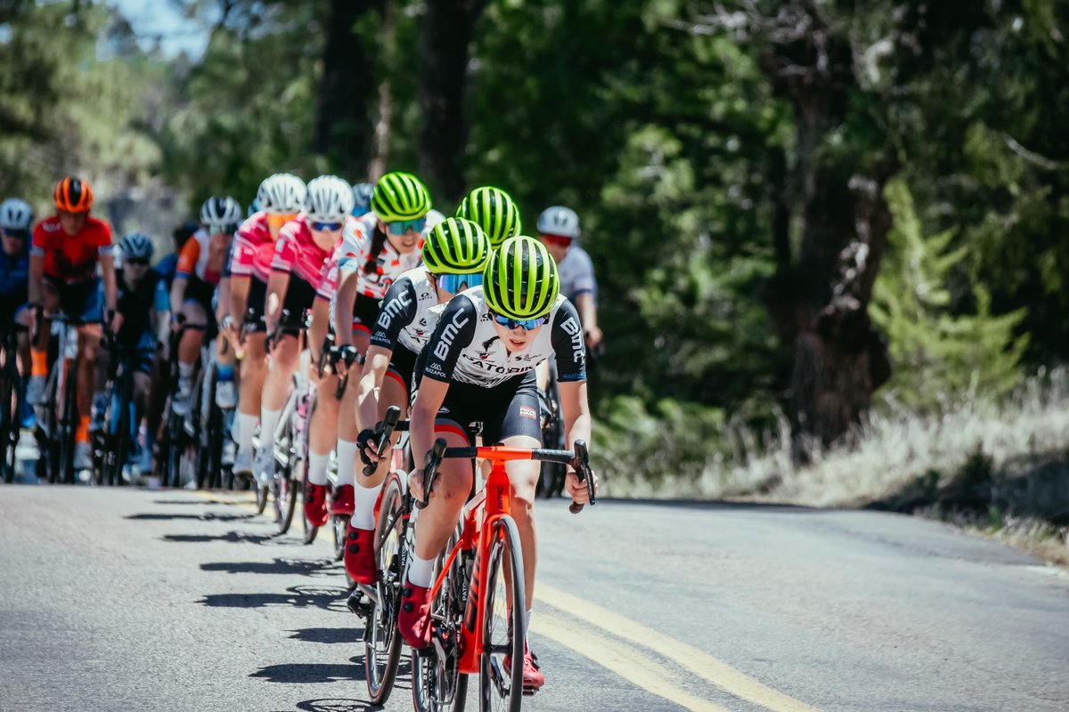 Cariiflowers's tweet photo. Manos arriba por el resultado en el Tour of the Gila 🙌🏻🥈
Mi primer evento internacional con PATO BIKE BMC TEAM
.
Tiramos todas las cartas en la etapa reina con puertos de segunda y tercera categoría ⛰️📈 trabajamos duro y nuestra líder fue la mejor 🇲🇽
#tourofthegila #ucirace https://t.co/yNUzJRxvxz