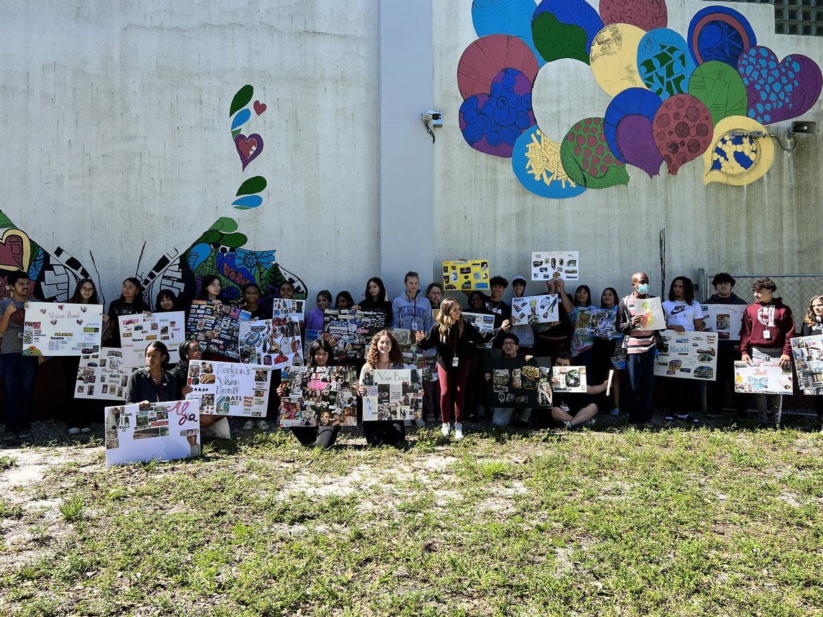 They asked me where my vision board was but I told them, THEY are my vision🌱🧘🏻‍♀️ #yoga #GoodVibesOnly <a href="/MSDHighSchool/">MSDHighSchool</a> <a href="/browardschools/">Broward County Public Schools</a> <a href="/mindfulBCPS/">Mindfulness Initiative: Broward County Public Sch.</a>