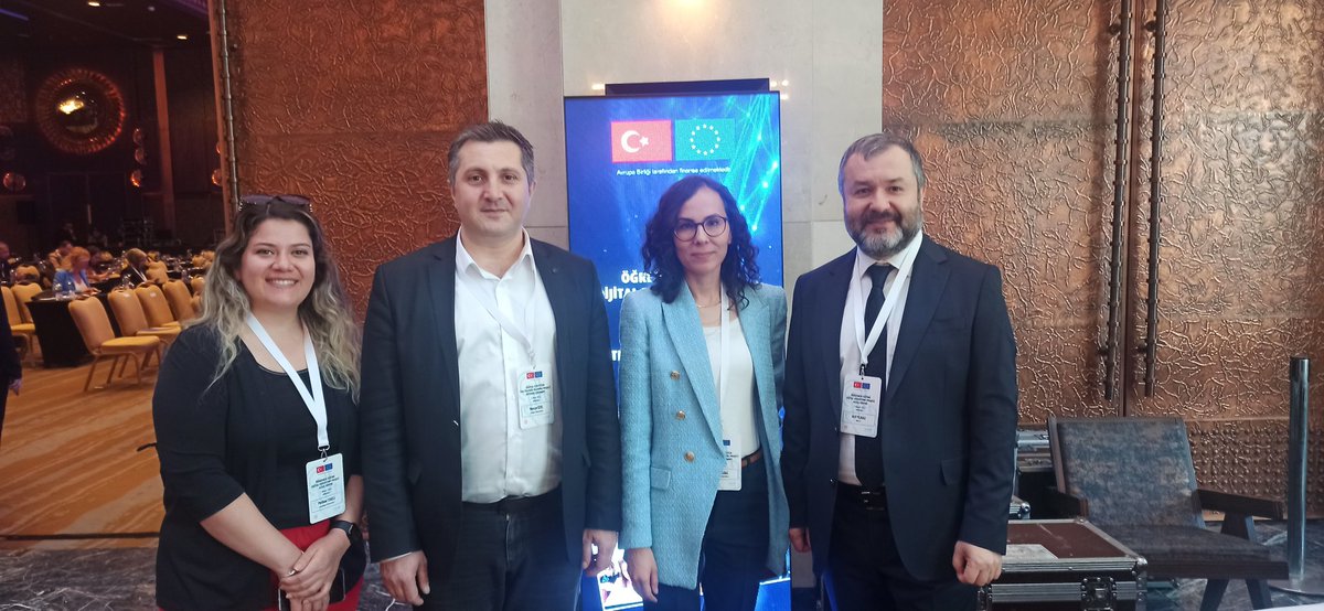 Millî Eğitim Bakanlığı Öğretmen Yetiştirme ve Geliştirme Genel Müdürlüğü ile UNICEF iş birliğinde IPA III dönemi kapsamında gerçekleştirilen "Öğretmen Eğitimi Dijital Ekosistemi" Projesi Açılışı Programı <a href="/tcmeb/">Millî Eğitim Bakanlığı</a> @ankarauni <a href="/horzumbaris/">Mehmet Barış HORZUM</a> <a href="/haleilgaz/">Hale Ilgaz</a> <a href="/perihantekeli_/">Dr. Perihan TEKELİ</a>