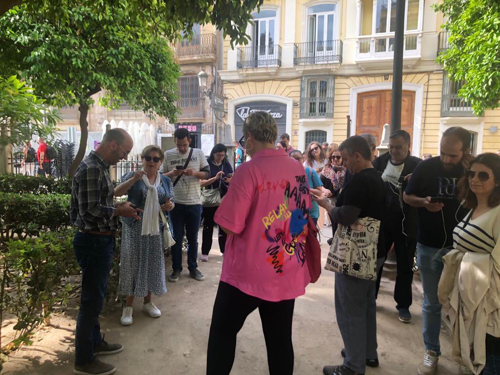 HiddenValencia tweet media